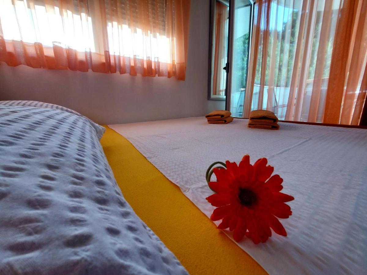 Apartman Luna Baška Voda Exterior foto
