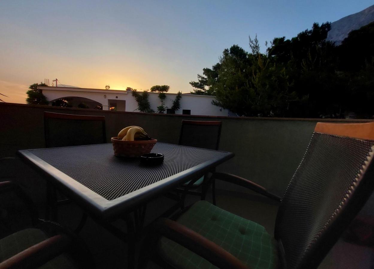 Apartman Luna Baška Voda Exterior foto